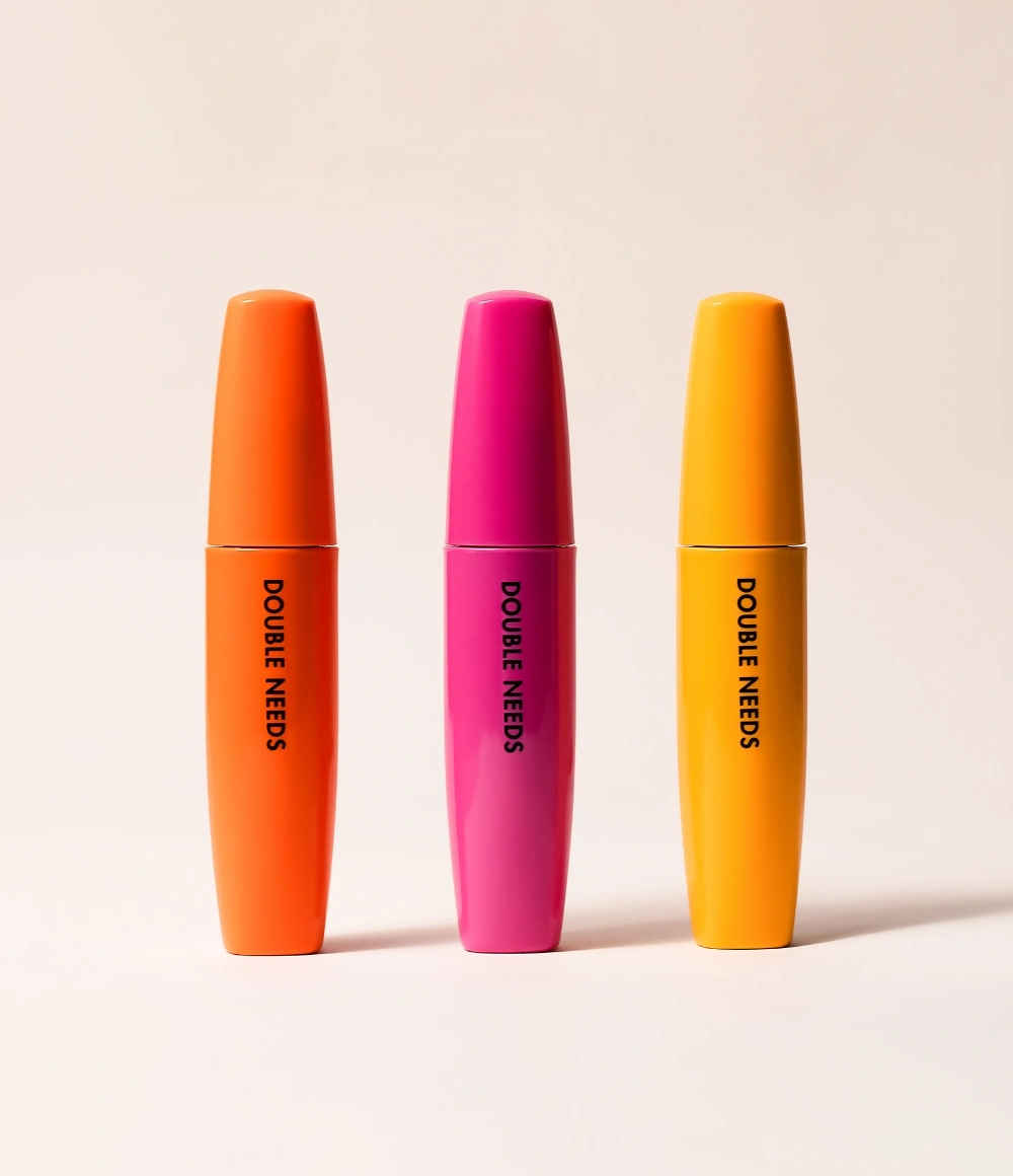 더블니즈 팡팡 마스카라 연출 이미지