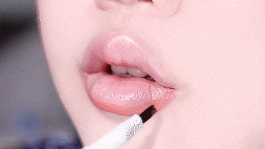 이지터치 오토 립 라이너(easy touch auto lip liner)