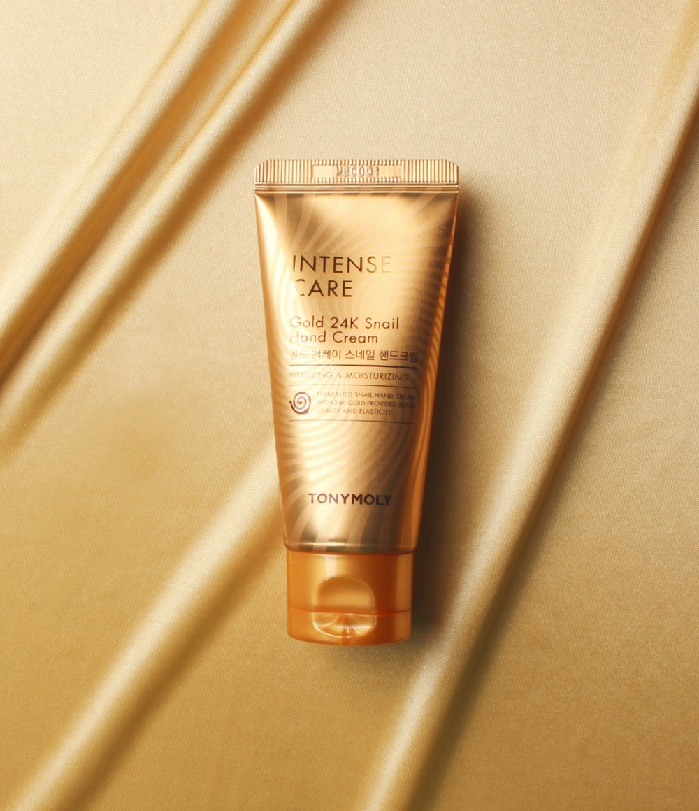 인텐스 케어 골드24K 스네일 핸드크림 연출 이미지